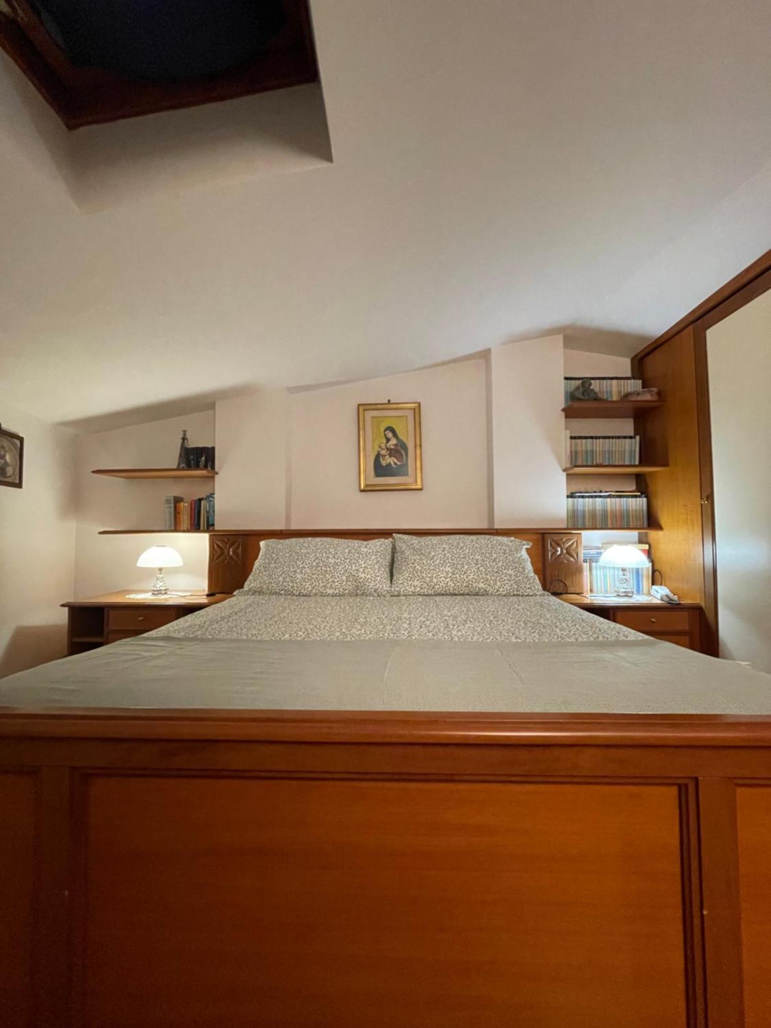 La Casa Nel Cortile Apartman Castelbuono Kültér fotó
