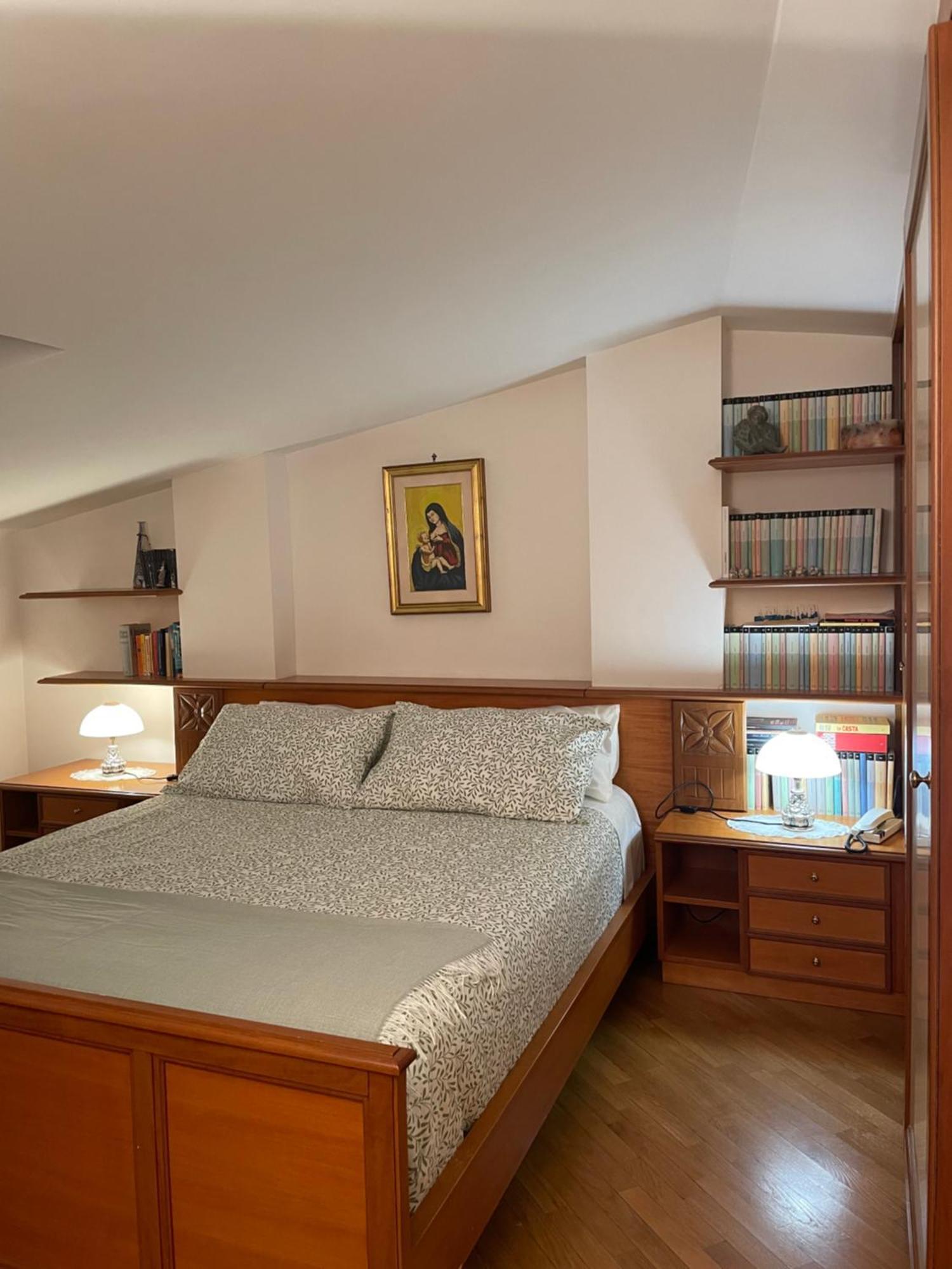 La Casa Nel Cortile Apartman Castelbuono Kültér fotó