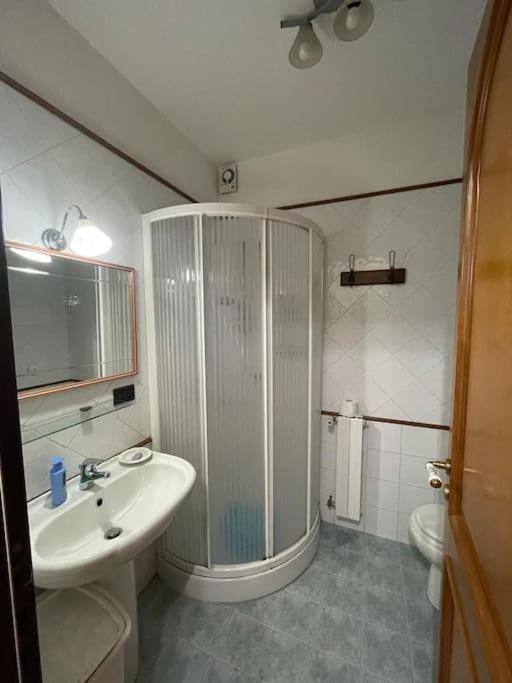 La Casa Nel Cortile Apartman Castelbuono Kültér fotó